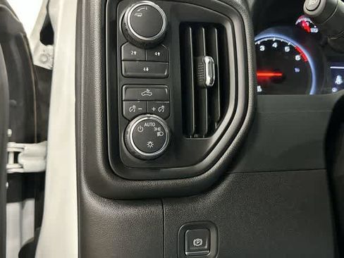 Used 2024 Chevrolet Silverado 2500 W/T w/ WT Convenience Package AWD/4WD image 19