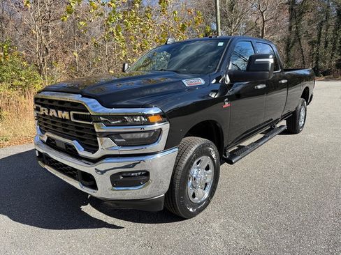 New 2026 RAM 2500 Tradesman image 3