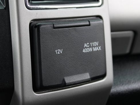 Used 2020 Ford F250 Lariat w/ Lariat Value Package image 35