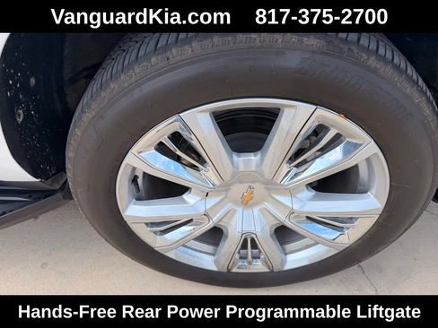 Used 2024 Chevrolet Suburban High Country w/ Advanced Technology Package AWD/4WD image 9