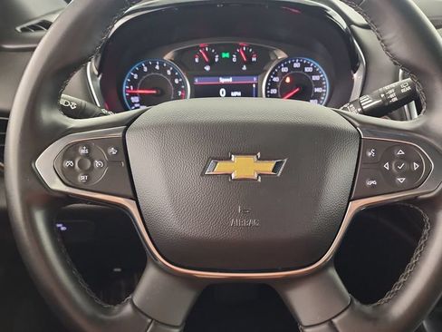 Used 2023 Chevrolet Traverse LT AWD/4WD image 12
