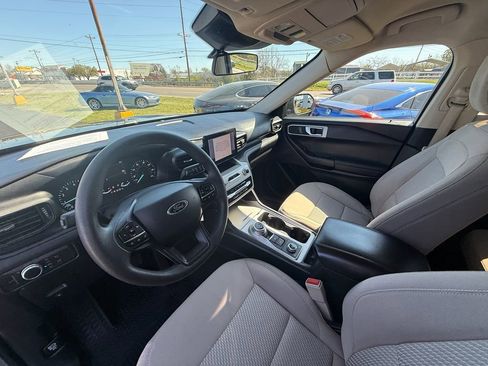 Used 2021 Ford Explorer 4WD w/ Class III Trailer Tow Package image 14