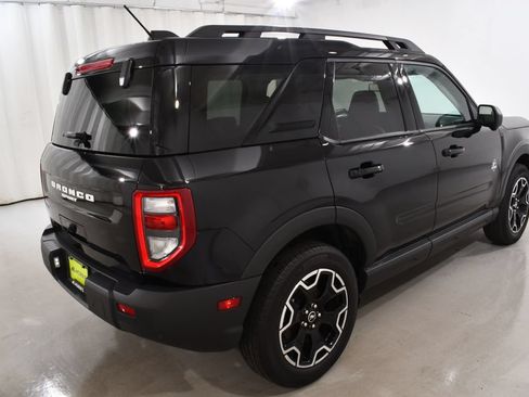 Used 2025 Ford Bronco Sport Outer Banks w/ Outer Banks Tech Package+ AWD/4WD image 11