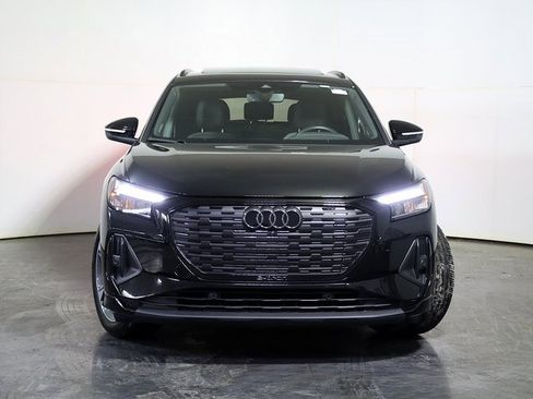 Used 2024 Audi Q4 e-tron Premium Plus w/ Premium Plus image 8