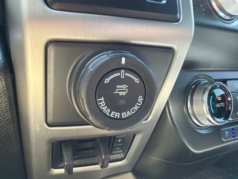 Used 2020 Ford F150 Platinum w/ Equipment Group 701A Luxury AWD/4WD image 39