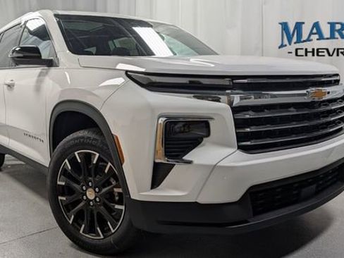 New 2026 Chevrolet Traverse LT image 1