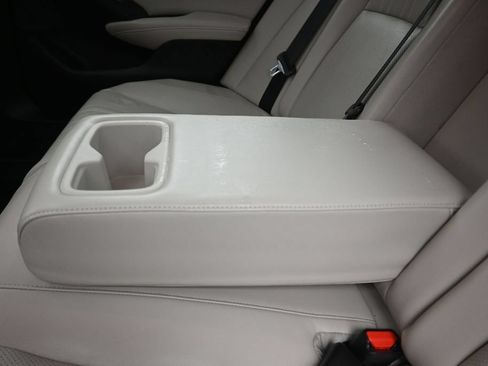 Used 2018 Honda Accord Touring image 36