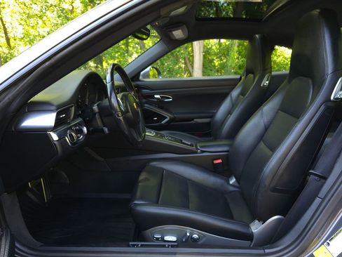 Used 2015 Porsche 911 Carrera w/ Premium Plus Package A RWD image 10