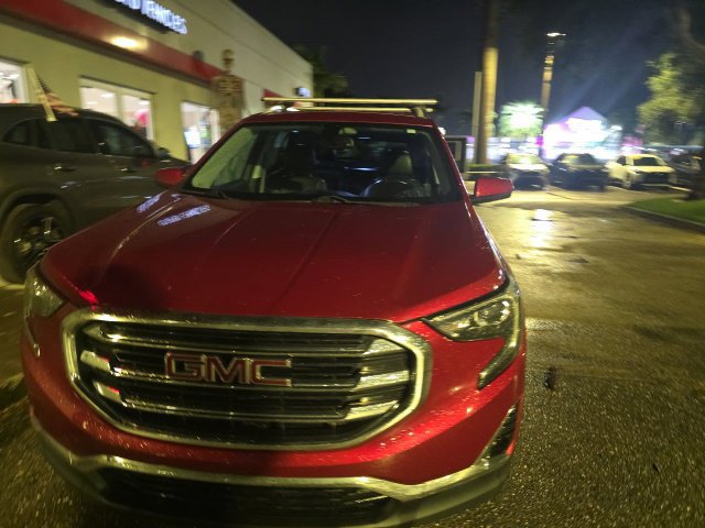 Used 2019 GMC Terrain SLT w/ Preferred Package FWD image 9