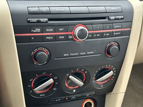 Used 2007 MAZDA MAZDA3 i Touring FWD image 17