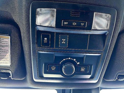 Used 2019 Toyota Tacoma TRD Off-Road image 20