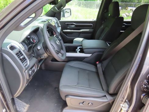 New 2026 RAM 1500 Big Horn AWD/4WD image 26