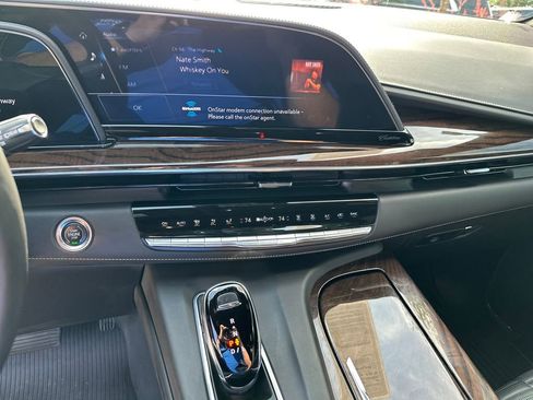 Used 2021 Cadillac Escalade Sport Platinum AWD/4WD image 27