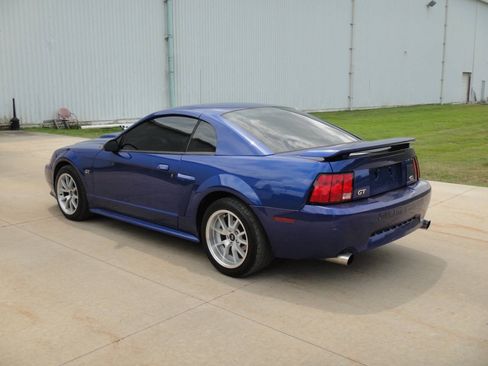 Used 2003 Ford Mustang GT RWD image 11