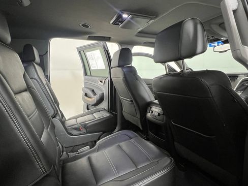 Used 2017 GMC Yukon XL Denali w/ Open Road Package AWD/4WD image 13
