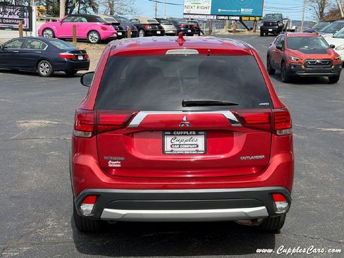 Used 2017 Mitsubishi Outlander ES AWD/4WD image 46