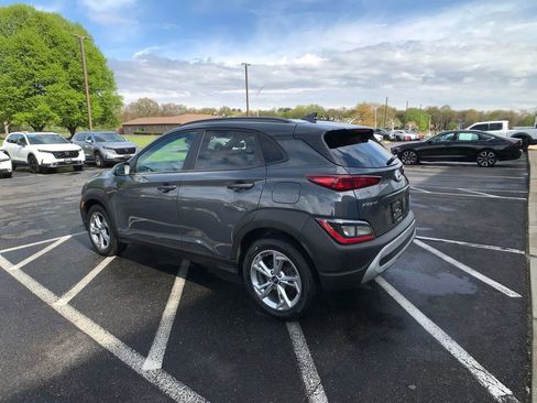 Used 2023 Hyundai Kona SEL AWD/4WD image 12