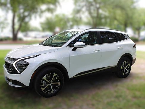 New 2025 Kia Sportage EX image 14