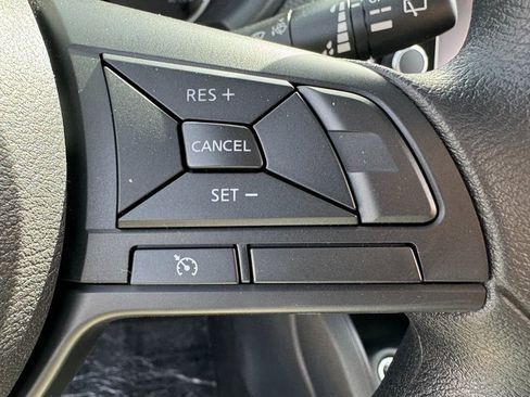 Used 2025 Nissan Kicks Play S image 19