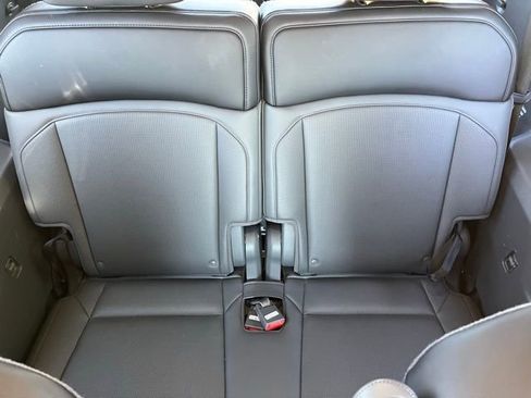 Used 2024 Kia EV9 Light Long Range image 16