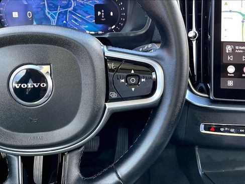 Used 2025 Volvo XC90 B6 Plus AWD/4WD image 26