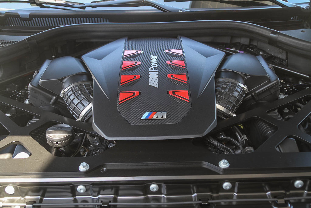New 2026 BMW X5 M Competition w/ Executive Package AWD/4WD image 23