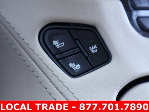 Used 2015 GMC Yukon Denali image 29