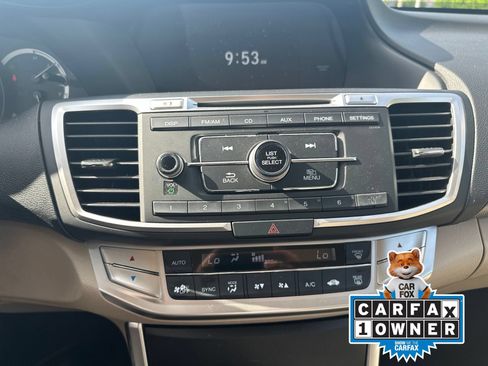 Used 2013 Honda Accord LX image 27