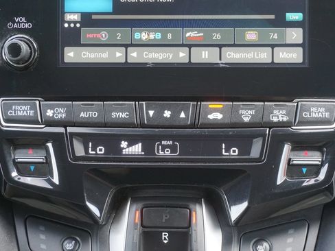 Used 2018 Honda Odyssey EX-L image 16