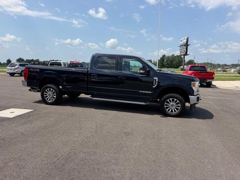 Used 2021 Ford F250 Lariat w/ Lariat Value Package AWD/4WD image 4
