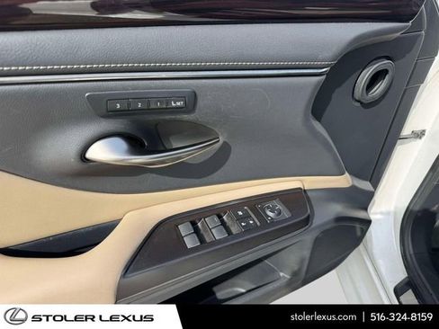 Used 2019 Lexus ES 350 w/ Premium Package FWD image 17