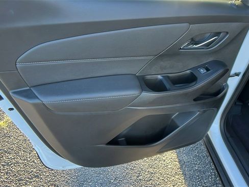 Certified 2023 Chevrolet Traverse LT image 21