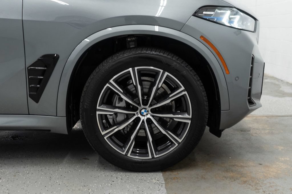 Used 2026 BMW X5 xDrive40i AWD/4WD image 39