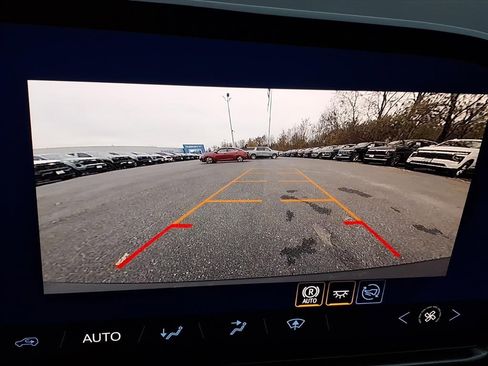 New 2026 Chevrolet Equinox EV LT image 22