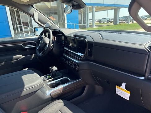 New 2026 Chevrolet Silverado 1500 LT image 22