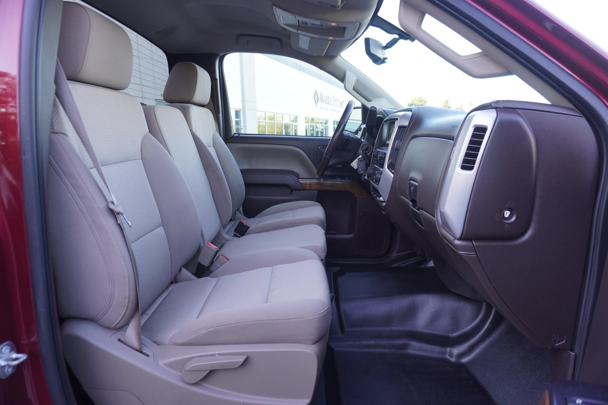 Used 2015 GMC Sierra 2500 SLE w/ SLE Preferred Package AWD/4WD image 10