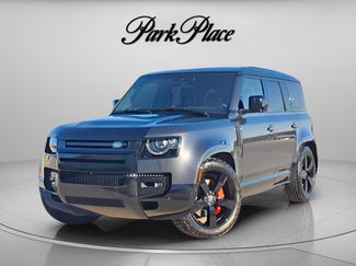 Used 2025 Land Rover Defender 110 X video 1