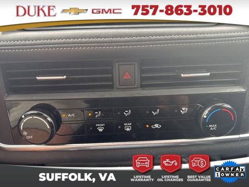 Used 2023 Nissan Rogue S image 8