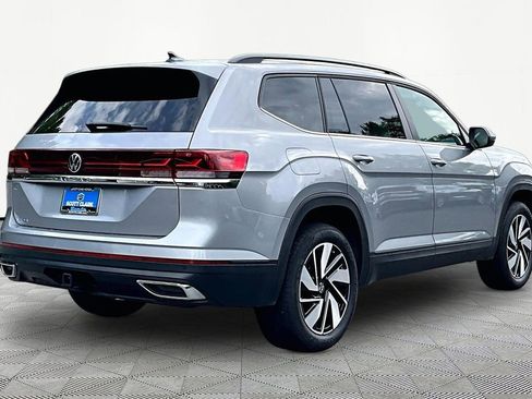 Used 2025 Volkswagen Atlas SE FWD image 5