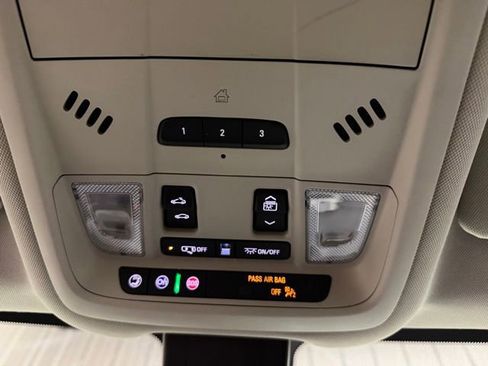 Used 2023 GMC Terrain Denali AWD/4WD image 45