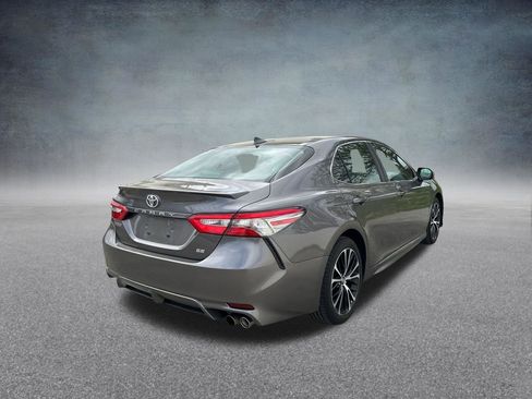 Used 2019 Toyota Camry SE FWD image 36