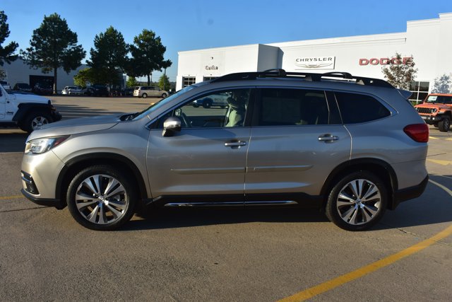 Used 2020 Subaru Ascent Limited w/ Technology Package AWD/4WD image 10
