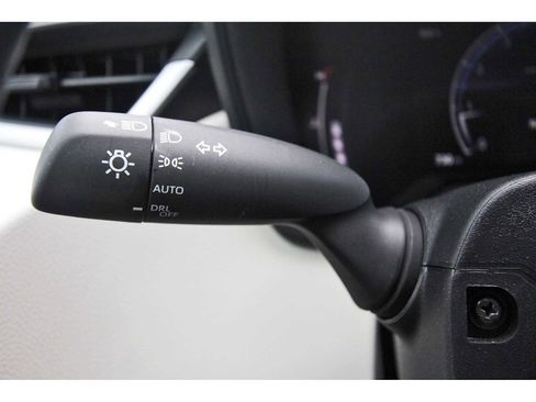 Used 2026 Toyota Corolla LE image 16