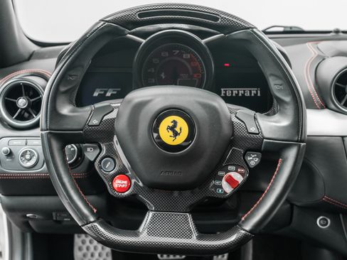 Used 2014 Ferrari FF AWD/4WD image 15