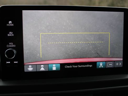 Used 2024 Honda Pilot Touring image 35