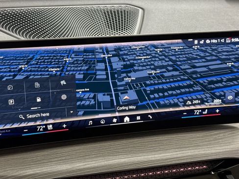 Used 2026 BMW 330i Sedan w/ Convenience Package image 24