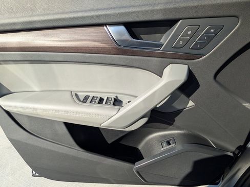 Used 2022 Audi Q5 2.0T Premium Plus image 19