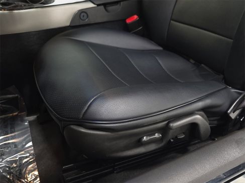 Used 2005 Chevrolet Corvette Coupe w/ Preferred Equipment Group image 20