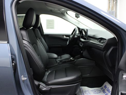 New 2026 Ford Escape SE image 16