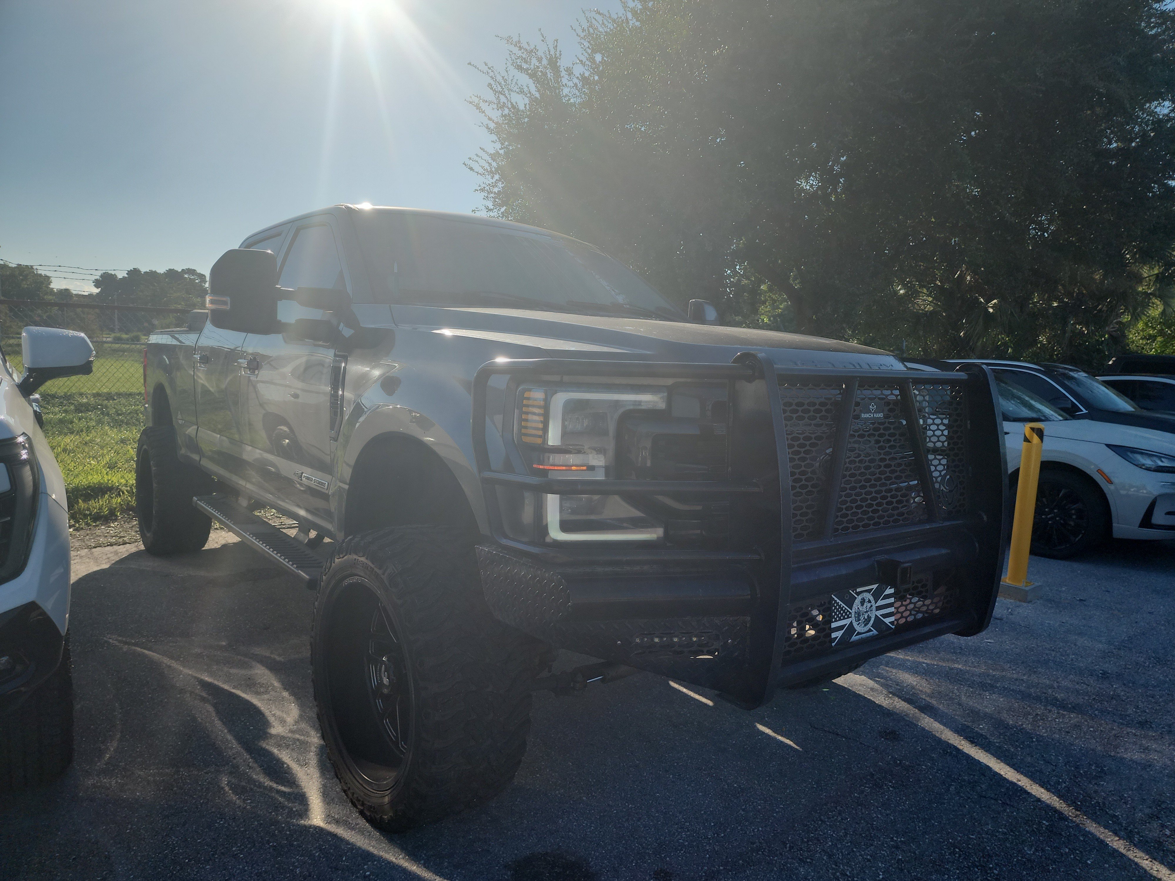 Used 2020 Ford F250 Lariat AWD/4WD image 3